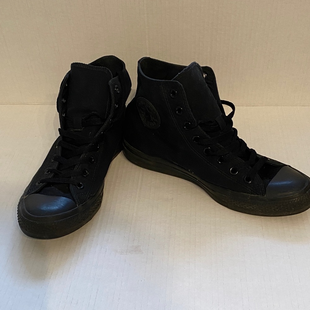 Converse Chuck Taylor All Star Monochrome Black High Top Sneakers size 9